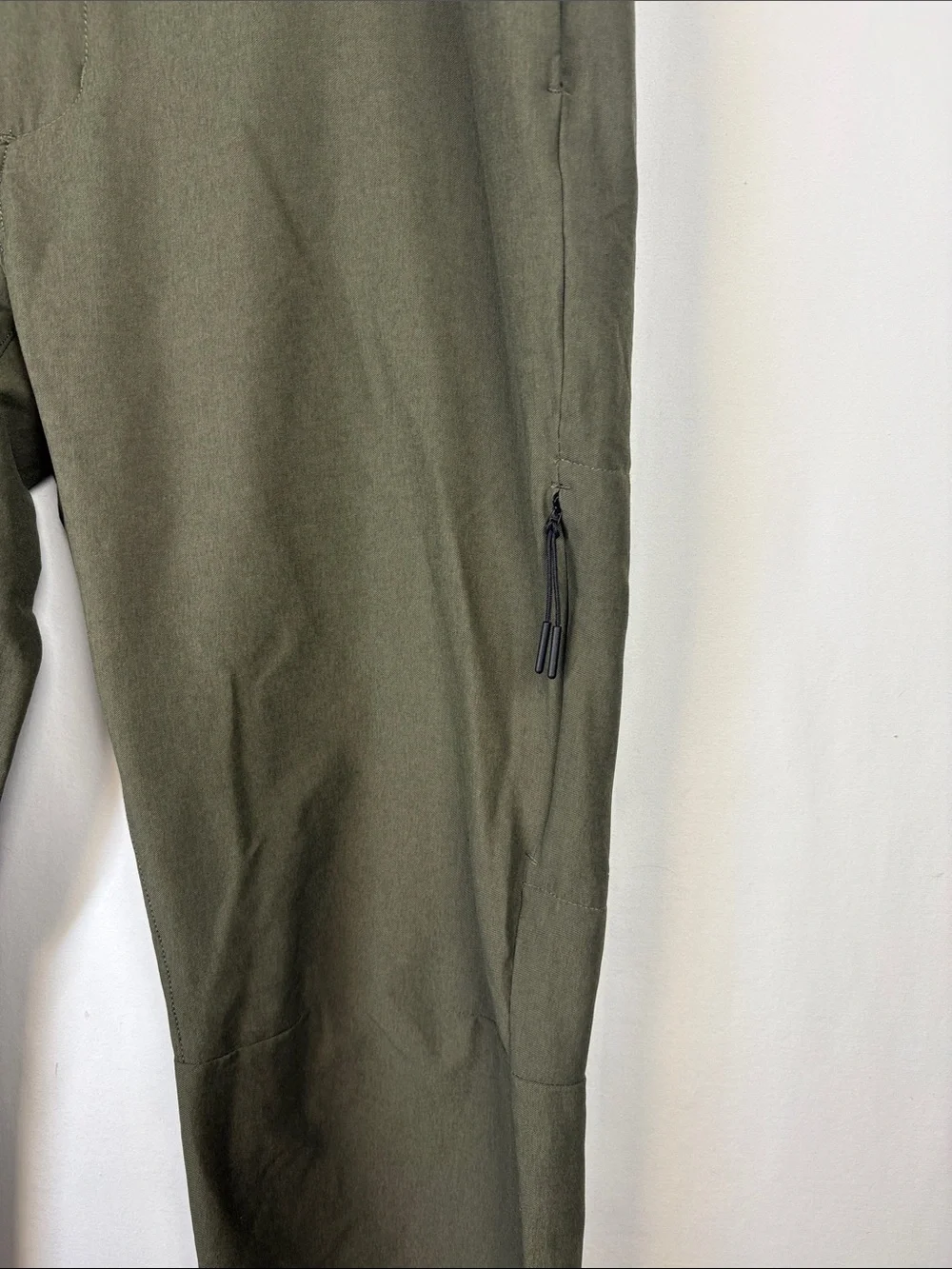 THE NORTH FACE Men's Solo Olive Articulated Knee Pants NF0A7V84 size 32